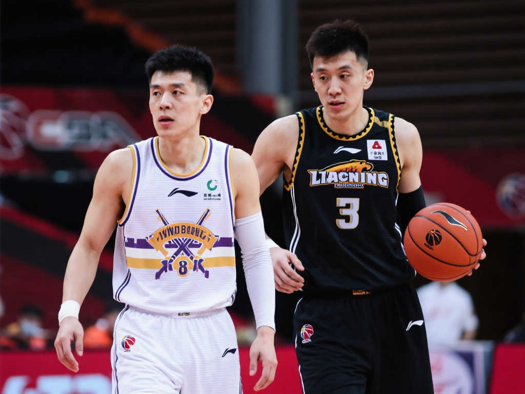 15投仅2中仅5分!孙铭徽曾压制赵继伟,如今状态低迷:CBA顶尖控卫宝座易主 15投仅2中仅5分!孙铭徽曾压制赵继伟,如今状态低迷:CBA顶尖控卫宝座易主